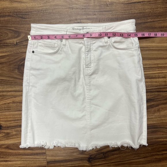 Tommy Bahama Ella Twill white denim skirt, size 4 - Picture 4 of 9